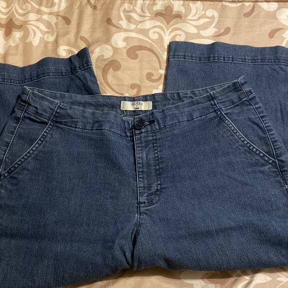 Riders Capris - Picture 3 of 4